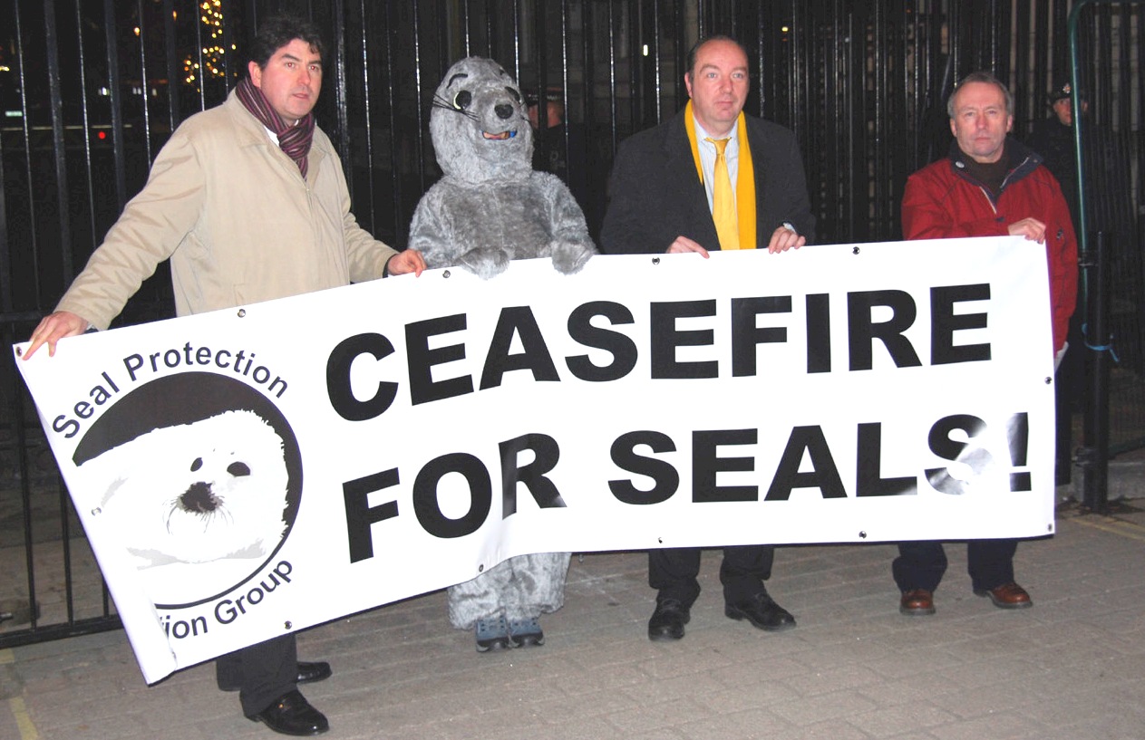 The Seal Protection Action Group and MP's Robert Flello and Norman Baker at 10 Downing Street on 16th December demansing a Ceasefire for seals